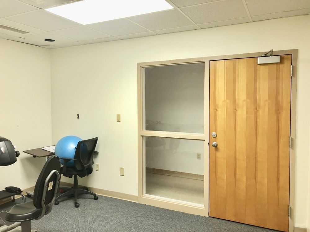 Medical Office Condo in Port Charlotte Medical District: 2400 Harbor Blvd, Port Charlotte, FL, 33952